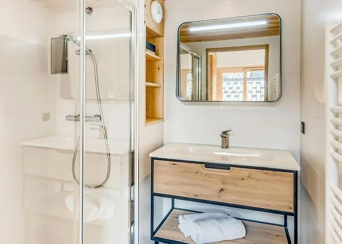 Le Palais Des Dodes - 6 Pieces Pour 12 Personnes Mae-3611 * 拉普拉涅